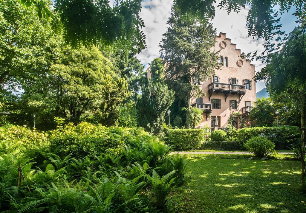 Schloss-Castel Pienzenau - Guestrooms & Apartments - B&B-Hotel & Restaurant Merano Exterior photo